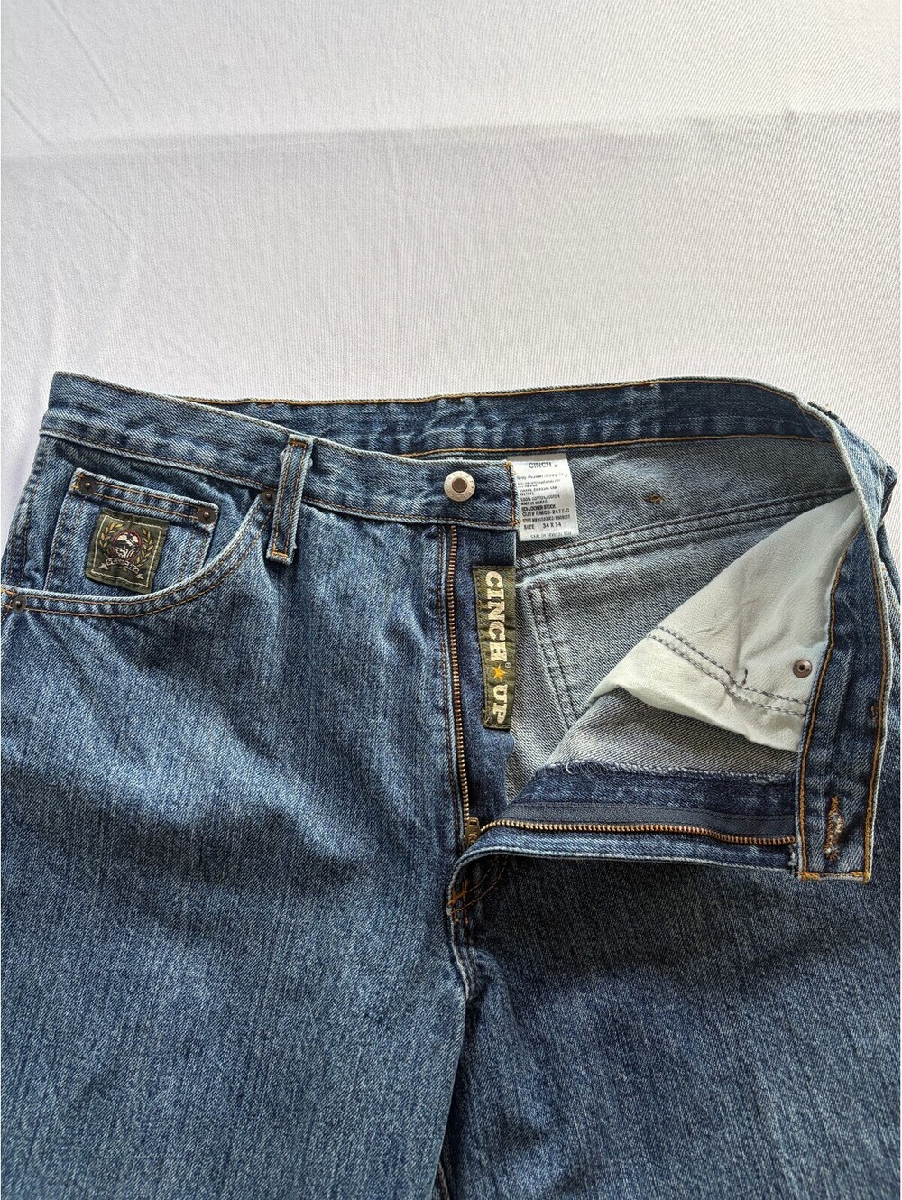 Cinch blue jeans size 34 x 34